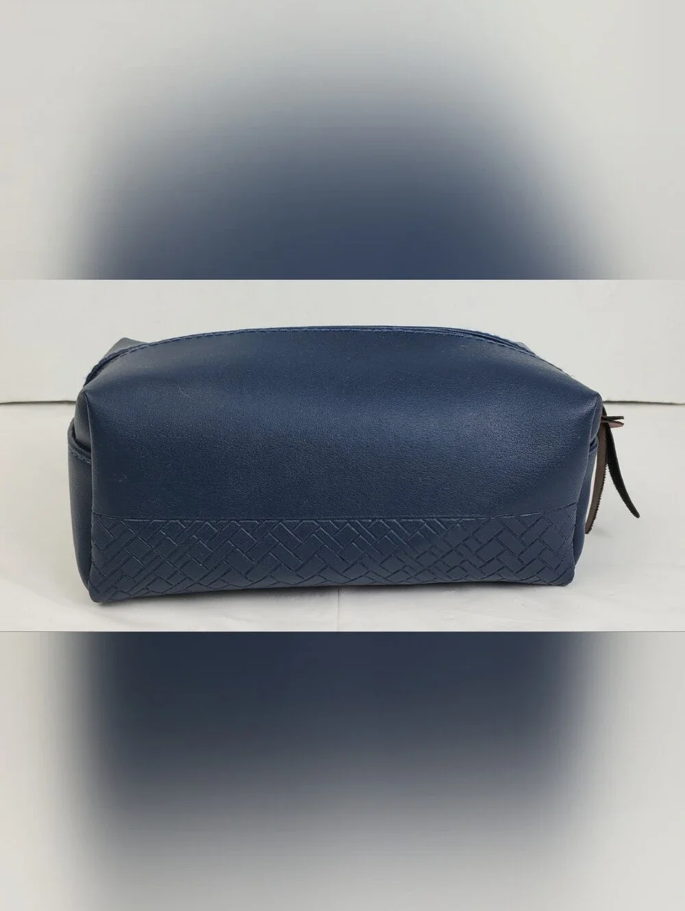 Cole Haan x American Airlines BLUE Amenity Cosmetic Travel Holder BAG ONLY - EUC